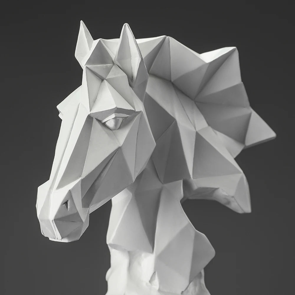 1pc Cube Horse Head Sculpture, Collectible Horse Figure, Exclusive Art Indoor Home Decor, Polygonal Horse Resin Ornament
