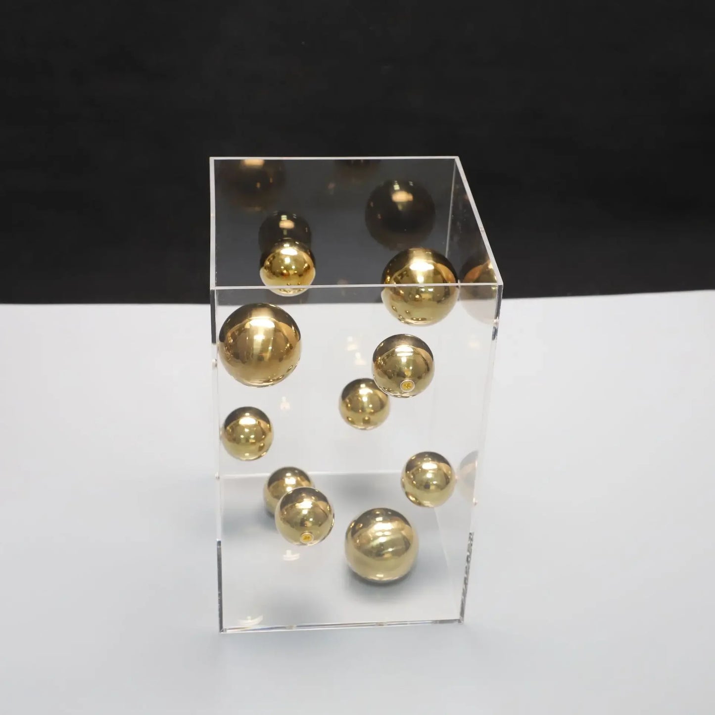 Geometric Acrilic Cube Ornament