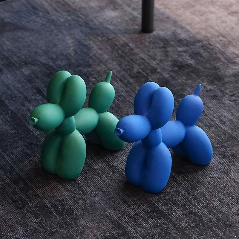 Balloon Pup Sculpture – Playful Pop Art Charm