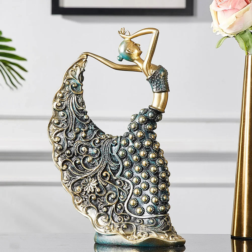 Peacock Dancer Model Luxury Atmosphere Decoration Home Living Room Decoration Ceramic Abstract Sculpture Art Decoration Statue