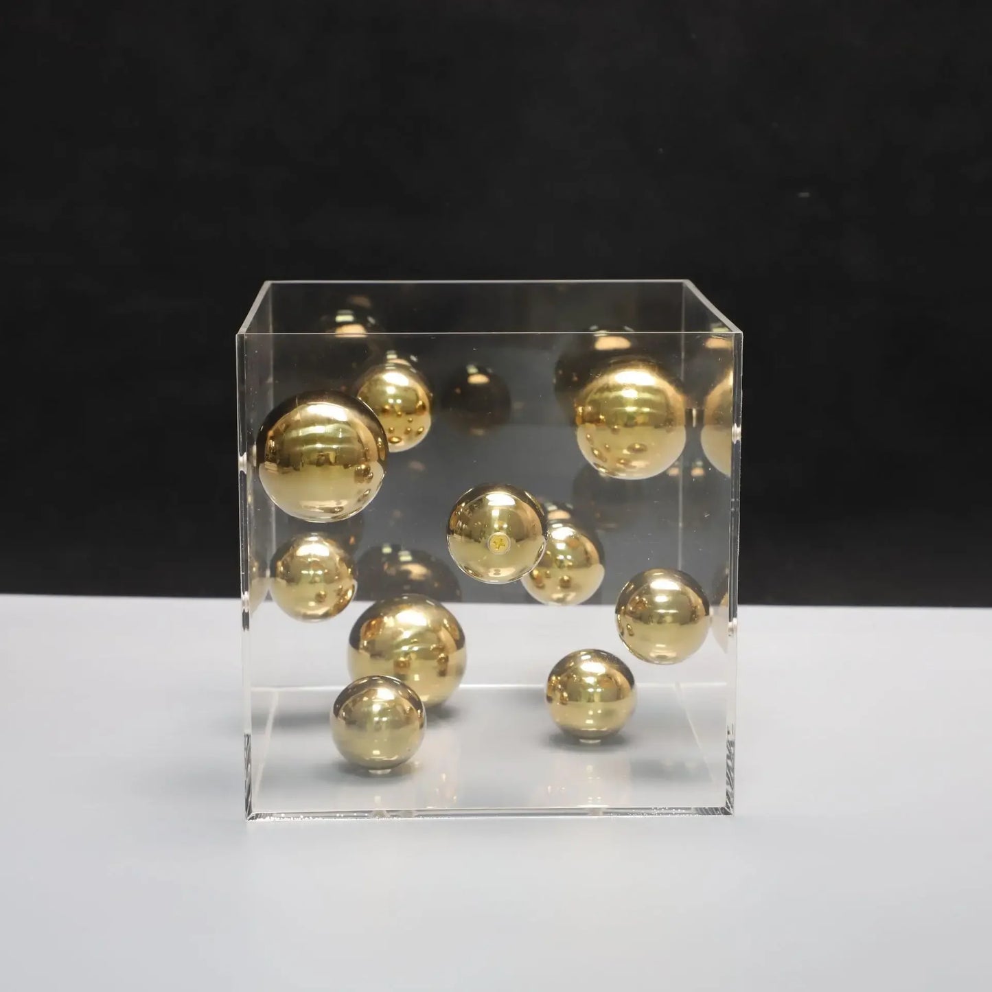 Geometric Acrilic Cube Ornament