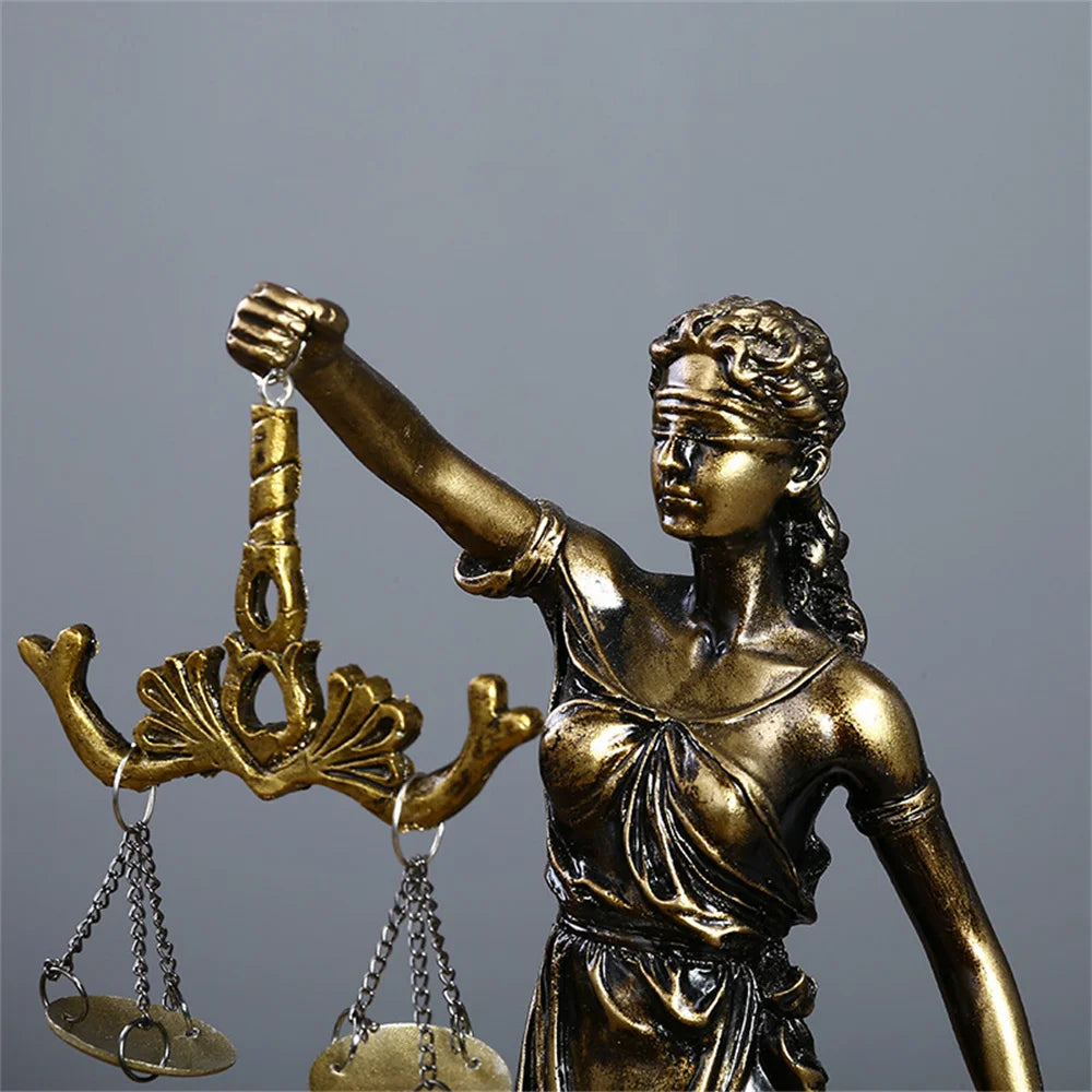 Themis Goddess Of Justice Statue Greek Mythology Ornaments Fair Angel Sculpture Tianping Gods Astraya Vintage Home Decoration