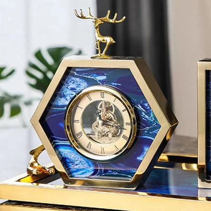 Elk Table Clock for Home Decoration, Vintage Metal Clocks, Christmas and Birthday Gifts, Creative Artwork, New Arrival