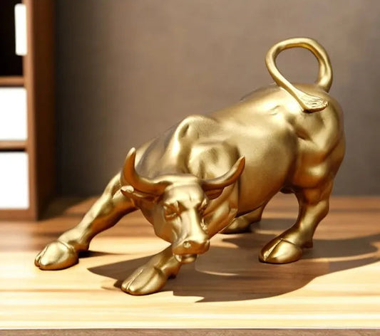 NORTHEUINS Wall Street Bull Market Resin Ornaments Feng Shui Fortune Statue Wealth Figurines For Office Interior Desktop Decor