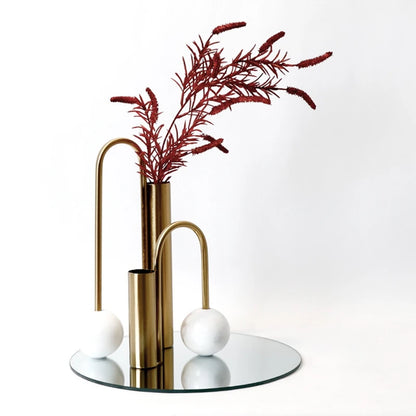 Modern Arc Iron Vase – Sculptural Elegance in Gold
