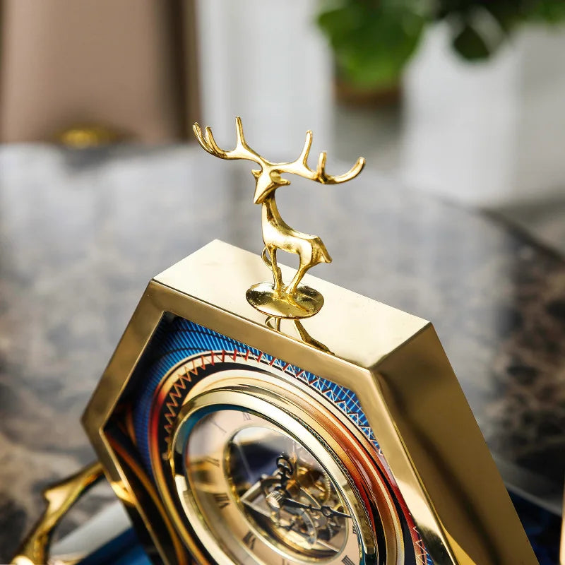 Elk Table Clock for Home Decoration, Vintage Metal Clocks, Christmas and Birthday Gifts, Creative Artwork, New Arrival